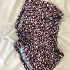 Flowy floral shorts